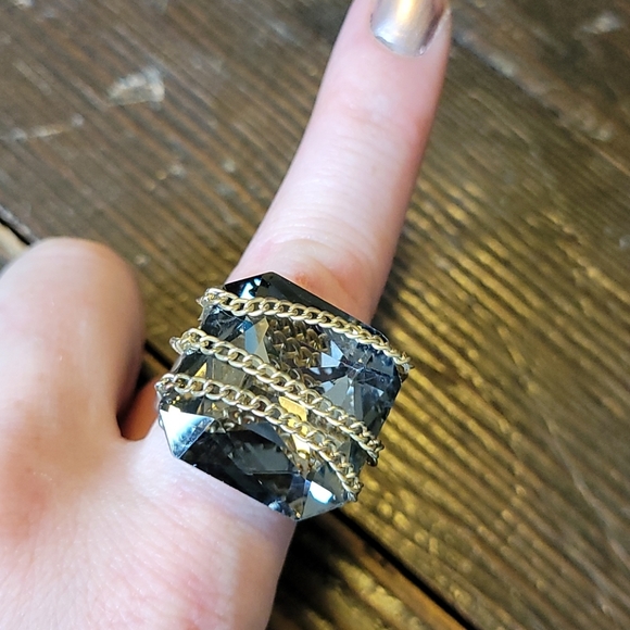 Ring - Picture 2 of 2